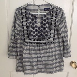 Pretty linen top from Francesca's